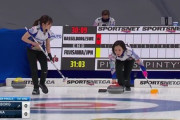 【動画】カーリング藤沢五月、まさかのショット…間違えて相手ストーン投げ「あ、待って、赤投げてる」