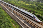 中国人「中国高速鉄道が世界一になれた理由を教えてやろう」