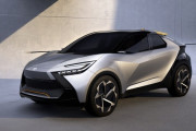 新型トヨタ C-HRが判明！ さらにスタイリッシュへ