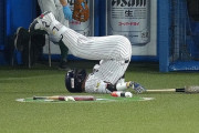 【ヤクルト】内山のファールにあたりそうだった村上「死ぬかと思った（笑）」