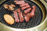 【悲報】「リヴァイと焼肉」←つまんなさそうｗｗｗｗｗｗｗｗｗｗｗｗ
