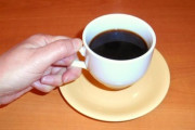 うちはレギュラーコーヒーなんだが、普段コーヒーを飲まない嫁はコーヒーメーカーの使い方に不慣れなようだ。