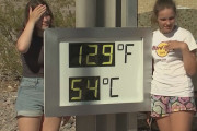 【悲報】日本人「３９℃で死にそうｗ」　米デスバレー「５４℃ですが何か？」  ［８１１１３３６４８］
