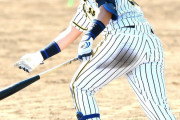 阪神・ドラ２井上　ケース打撃で福永からホームラン
