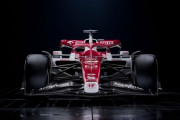 【画像】最新のF1マシンをご覧ください