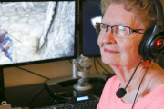 【悲報】超高齢ゲーマー「スカイリムおばあちゃん」（84）、ゲーム実況のコメントが原因で体調を崩す