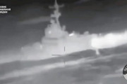 6機の無人艇が黒海艦隊の軍艦を沈めた連携プレーの詳細映像をウクライナが公開！