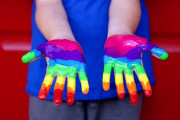 【動画】海外のコメンテーター「今わたしが女性になると言ったら？」LGBTのひと「は？草ｗ」