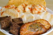 【悲報】最近の日本人、「煎餅」を食わなくなってしまう