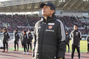 “サポーターと呼吸する”情熱の指揮官。闘う本能を呼び覚ました森山佳郎監督とベガルタ仙台の幸せな旅は続く