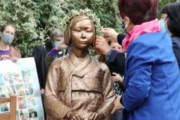 なるほどオマエラは金で買収してたって事だな　～　【売春婦像】「恒常設置」のはずのベルリンの慰安婦像、実は撤去計画が進んでいた？＝韓国ネット「ドイツも金に負けた」