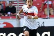 シュトゥットガルト主将デビューの遠藤航、ブンデス開幕戦で早速ゴール！巧みな動きで冷静なフィニッシュ