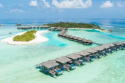「水上コテージに1年間泊まり放題」 モルディブの高級ホテルが激安プランを発表！！