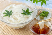 そうめんにわさびは邪道らしい