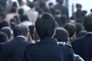 「体調不良でも出社」8割以上が経験あり・・・