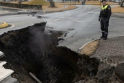 【アイスランド】火山に噴火兆候！非常事態宣言…地震も頻発