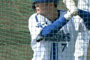 ＤｅＮＡ佐野が紅白戦、打撃練習で連続２安打　新打法の感覚つかむ「チャンスがあれば１打席でも多く立ちたい」