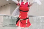 【ウマ娘】まさかのドロップキックまで！？ 海外コスプレイヤーが扮するゴルシの再現度ｗｗｗ