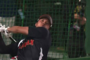 【動画】大谷翔平の電光掲示板ぶち当てフリーバッティングッッwwwwwwwwwwwwwwwwwwwwwwww