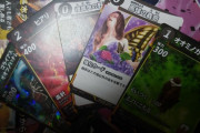ダイソーの謎のTCG買ってしまったんだが…（※画像あり）