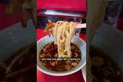海外「うどんみたいな麺おいしそう！」日本のつけそば初体験vlogに興味津々