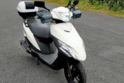在庫あり新車の原付を買おうと思うんやが、買ったバイク屋で納車まで無料で代車借りるのって可能かな？