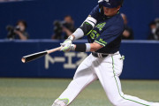 村上宗隆（22）127本塁打　王貞治（40）868本塁打