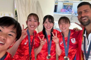 【画像】バドミントン女子日本代表「濃いメンツで撮ったw」ﾊﾟｼｬｯ！