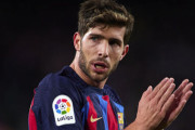 大幅減俸を受け入れてバルセロナに残留したセルジ・ロベルト、クラブが同条件の延長オファーを提示も拒絶した模様