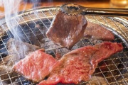 夫「焼肉するぞサニーレタス買ってこい！」→妻がレタスを買ってきて突き飛ばす→娘に通報され夫逮捕･･･