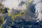 【悲報】日本列島　黄砂で茶色になってしまう