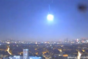 思った以上にギリギリだった。小惑星がイギリスの海峡で空中爆発し激しい閃光が夜空を照らす