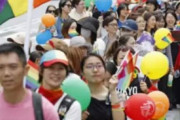 渋谷でLGBTの大規模行進「この最悪な国を、変えてみせる。」