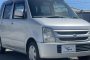 【悲報】『軽自動車』に乗ってるおじさんを見たんだけどｗｗｗｗｗ