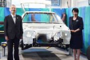 高市早苗氏、レストア中のスープラと対面　20年乗り続けた愛車の姿に感動「胸が熱く」