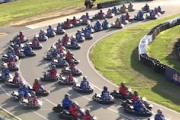 【動画】1周で60台以上ごぼう抜き。マックス・フェルスタッペンvs100カート。