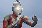 不動産屋「何をお探しですか？」ウルトラマン「ﾍﾔｯ！」