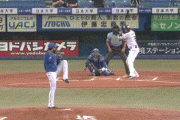 【ヤクルト対DeNA7回戦】DeNA・梶谷のファンブルとヤクルト・エスコバーの転倒