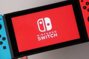 switchみたいな小さい携帯機でゲームできる人すごいよな