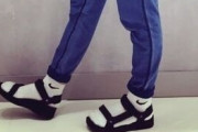 30代の男だけど、サンダルにソックスってやっぱりナシ？