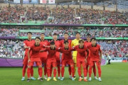 【W杯】韓国人「韓国の観客席騒音が世界一喧しかった事が判明‥（ﾌﾞﾙﾌﾞﾙ」飛行機離着陸騒音（120デシベル）よりも煩かった　韓国の反応