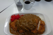 【画像】神保町のカツカレー(700円)