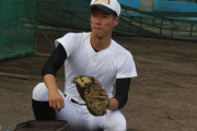 今年の超強肩捕手・二俣翔一（磐田東）のスローイングはまさに「投手」。目指すは走れる強肩強打の捕手