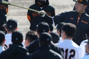 阿部慎之助２軍監督、地獄のキャンプで若手鍛える　野手は１日１０００スイング、投手は計１０００球