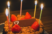 嫁が俺の誕生日に用意してくれたご飯wwww