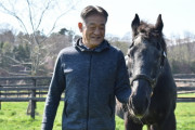 【日高で種牡馬に】岡田牧雄氏「（タイトルホルダーは）社台SSに絶対いれません」