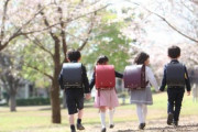 【社会】小学生の3人に1人がランドセルの重さで体調不良