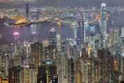 香港、人口の12人に1人が1億円以上の資産を保有していると判明。十万人以上増え過去最高