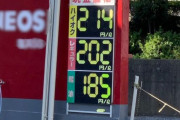 【悲報】ガソリン、ついに200円を超えてしまう