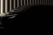 日産が10/31にやっと新型『エルグランド』世界初公開…1.5L三代目e-Power搭載